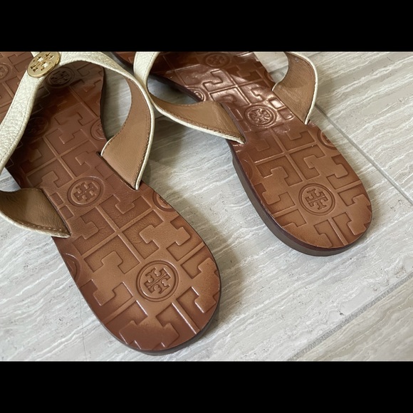 Tory Burch Thora in Bleach/Gold, size 8 - Picture 3 of 6